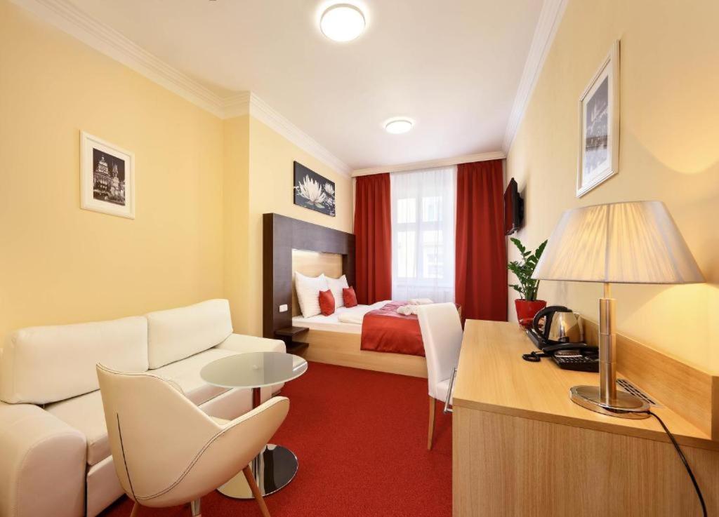 Martin Otel 4*