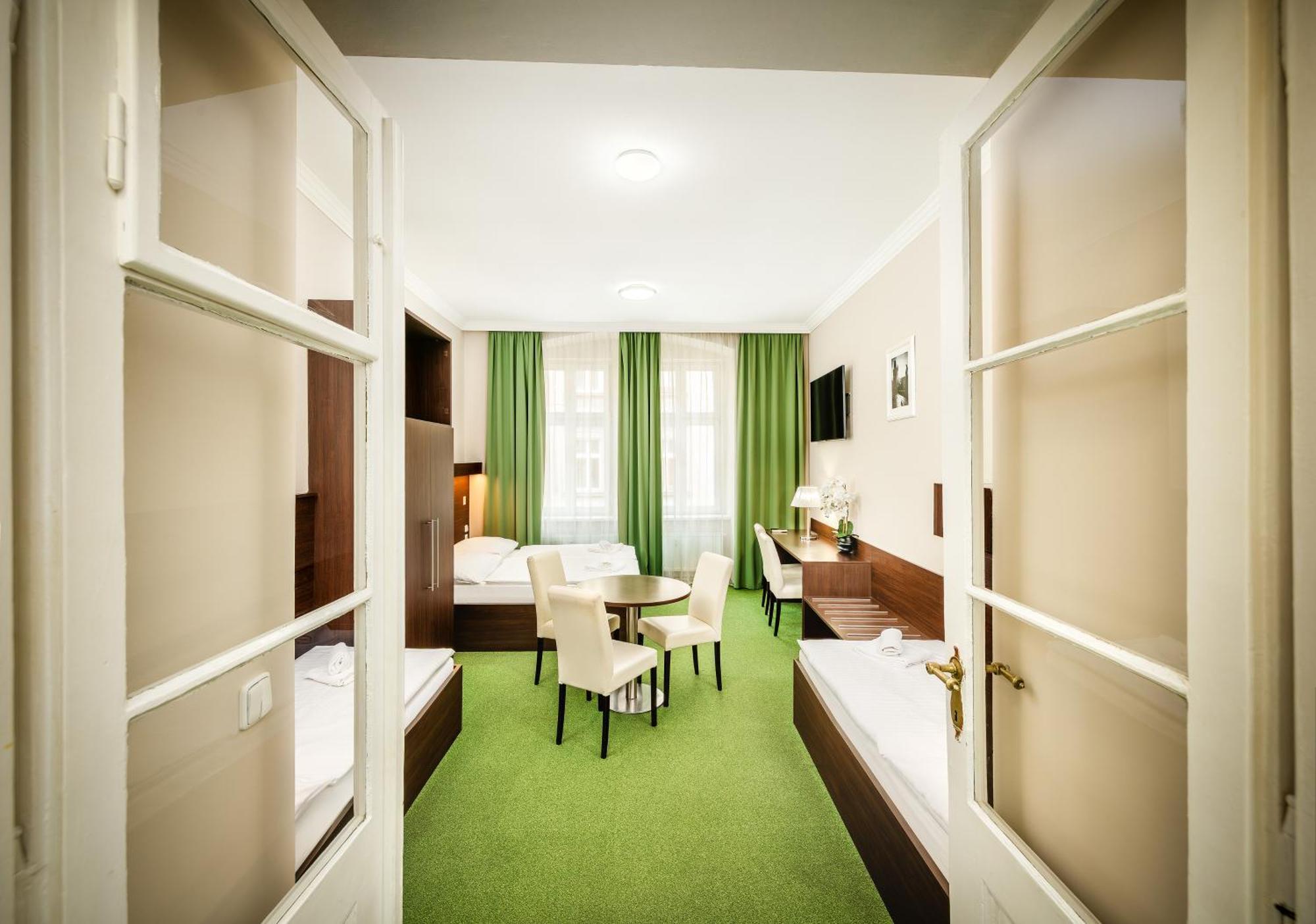 Martin 4* Prag